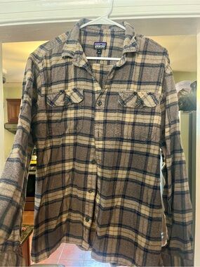 Patagonia “Fjord” Brown, blue, tan Plaid Button-Up Flannel Shirt